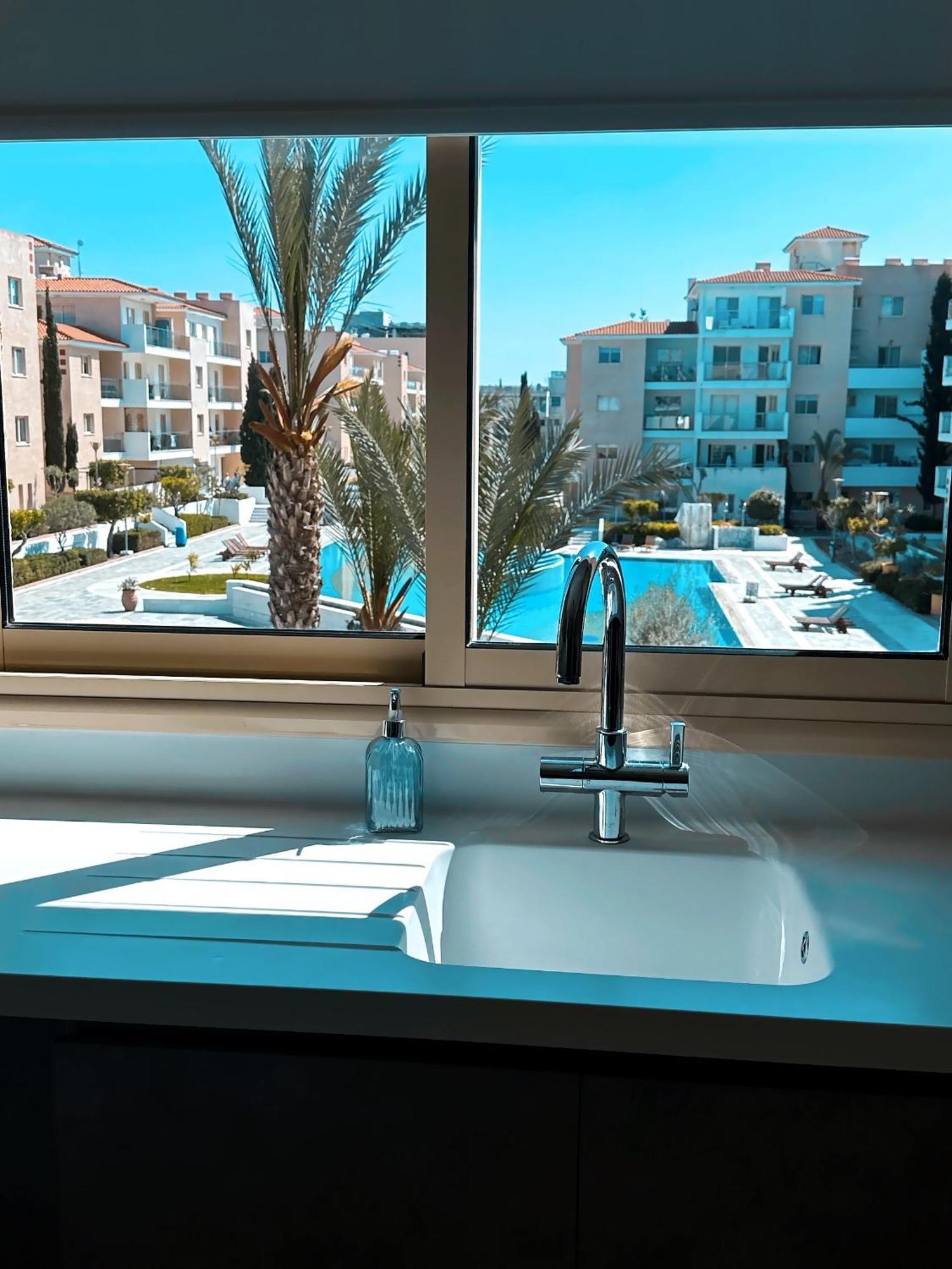 Elysia Park Ameliya 202 Apartment Paphos Exterior photo