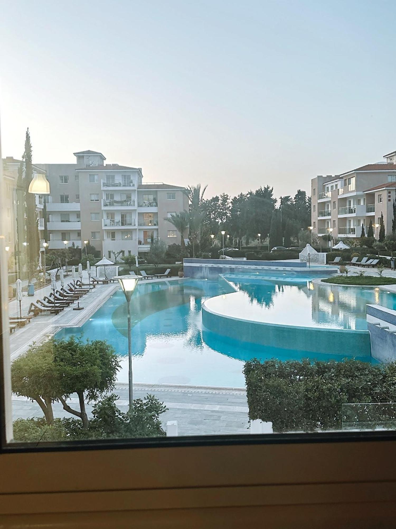 Elysia Park Ameliya 202 Apartment Paphos Exterior photo